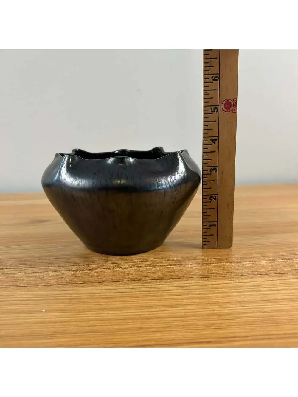 American Southern Art Pottery North Carolina Gunmetal Gray Pinched Rim Vase Bowl